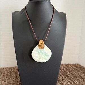 PISTACIO CALCITE Stone Elegant Green Pendant Necklace